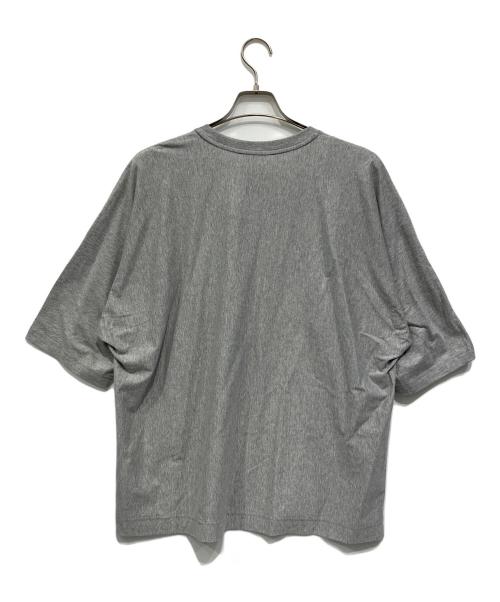 HOMME PLISSE ISSEY MIYAKE（オム プリッセ イッセイ ミヤケ）HOMME PLISSE ISSEY MIYAKE (オム プリッセ イッセイ ミヤケ) 半袖カットソー グレー サイズ:L 未使用品の古着・服飾アイテム