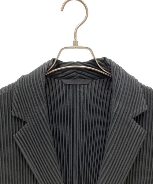 HOMME PLISSE ISSEY MIYAKE（オム プリッセ イッセイ ミヤケ）HOMME PLISSE ISSEY MIYAKE (オム プリッセ イッセイ ミヤケ) BASICSプリーツジャケット ブラック サイズ:3の古着・服飾アイテム