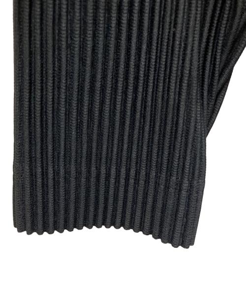 HOMME PLISSE ISSEY MIYAKE（オム プリッセ イッセイ ミヤケ）HOMME PLISSE ISSEY MIYAKE (オム プリッセ イッセイ ミヤケ) BASICSプリーツジャケット ブラック サイズ:3の古着・服飾アイテム