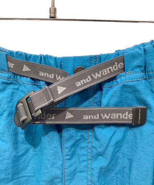 and wander（アンドワンダー）and wander (アンドワンダー) ナイロンパンツ スカイブルー サイズ:Lの古着・服飾アイテム