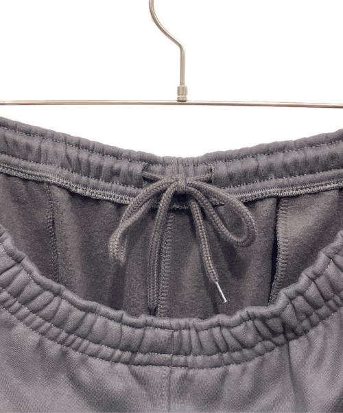 THE NORTH FACE（ザ ノース フェイス）THE NORTH FACE (ザ ノース フェイス) レッドボックススウェットパンツ グレー サイズ:XLの古着・服飾アイテム