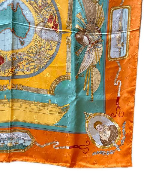 HERMES（エルメス）HERMES (エルメス) スカーフ カレ90 LE GEOGRAPHE オレンジの古着・服飾アイテム