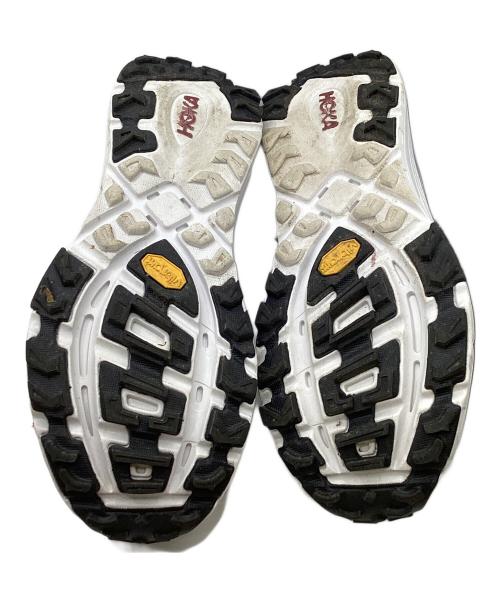 HOKAONEONE（ホカオネオネ）HOKAONEONE (ホカオネオネ) スニーカー ホワイト×シルバー サイズ:27.5の古着・服飾アイテム