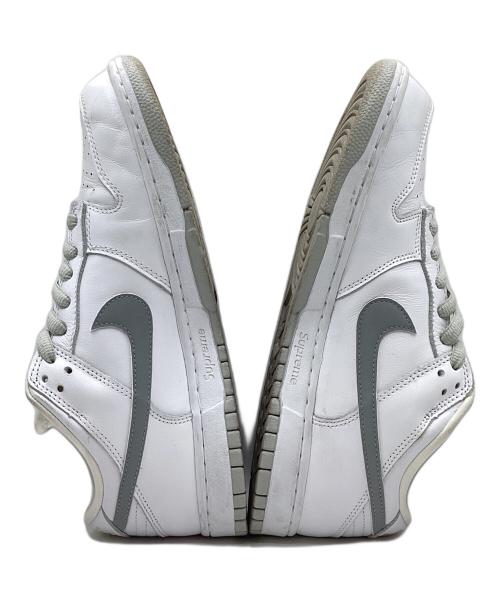 NIKE（ナイキ）NIKE (ナイキ) SUPREME (シュプリーム) Supreme×Nike SB Dunk Low Pro OG QS “White/Metallic Silver” ホワイト サイズ:27.5cmの古着・服飾アイテム