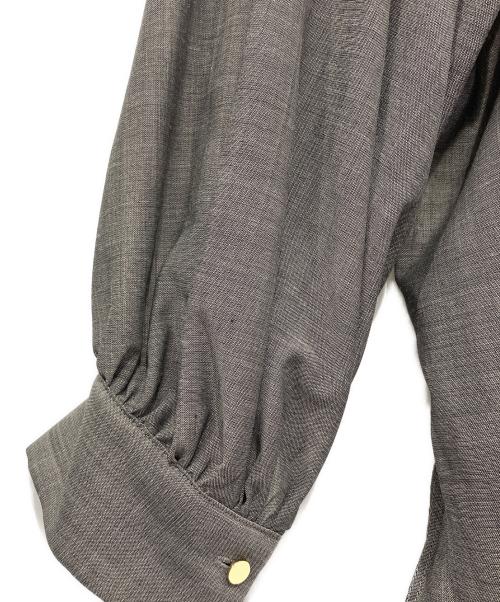 BEIGE（ベイジ）BEIGE (ベイジ) 長袖ブラウス ダークグレー サイズ:32の古着・服飾アイテム