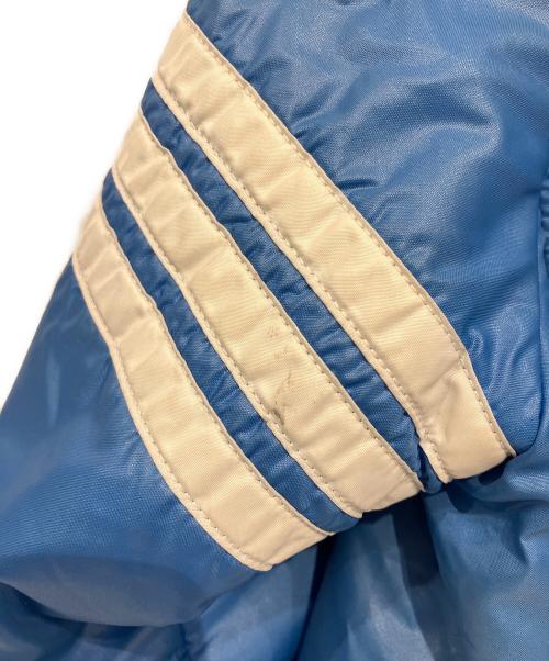 adidas（アディダス）adidas (アディダス) 中綿ジャケット ブルー×ホワイト サイズ:Mの古着・服飾アイテム
