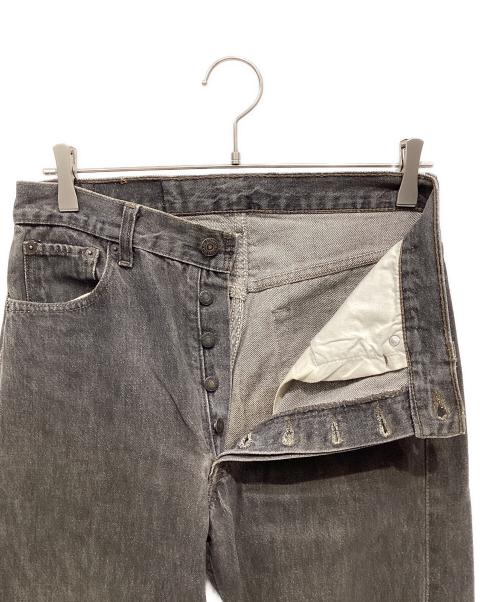 LEVI'S（リーバイス）LEVI'S (リーバイス) デニムパンツ グレー サイズ:W30 L34の古着・服飾アイテム