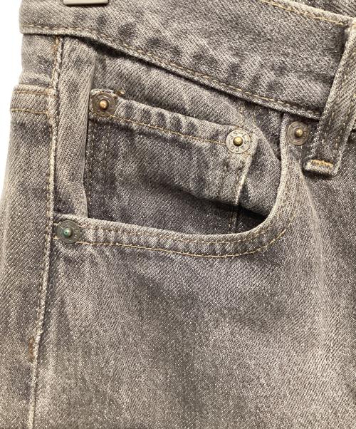 LEVI'S（リーバイス）LEVI'S (リーバイス) デニムパンツ グレー サイズ:W30 L34の古着・服飾アイテム