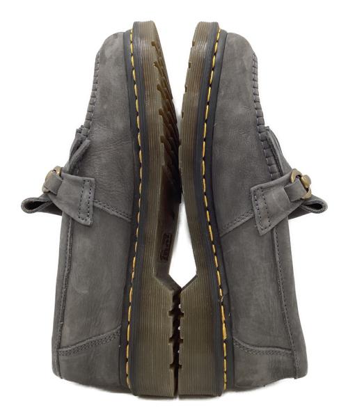 Dr.Martens（ドクターマーチン）Dr.Martens (ドクターマーチン) ADRIAN SNAFFLE グレー サイズ:26cmの古着・服飾アイテム