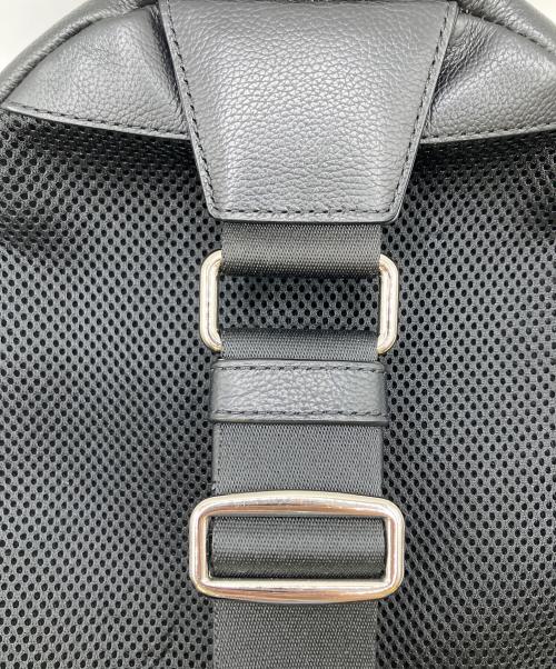 COACH（コーチ）COACH (コーチ) チャールズ スムースレザー スリングパック ブラックの古着・服飾アイテム