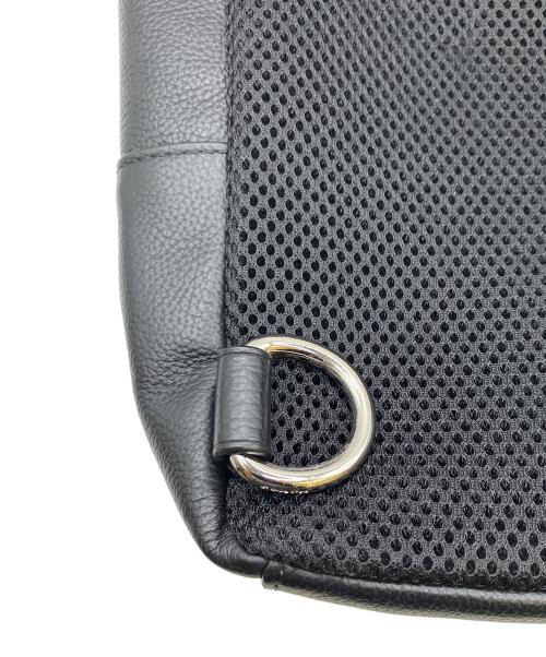 COACH（コーチ）COACH (コーチ) チャールズ スムースレザー スリングパック ブラックの古着・服飾アイテム