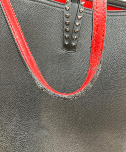 Christian Louboutin（クリスチャン・ルブタン）Christian Louboutin (クリスチャン・ルブタン) スタッズトートバッグ ブラック×レッドの古着・服飾アイテム