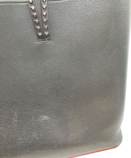 Christian Louboutin（クリスチャン・ルブタン）Christian Louboutin (クリスチャン・ルブタン) スタッズトートバッグ ブラック×レッドの古着・服飾アイテム