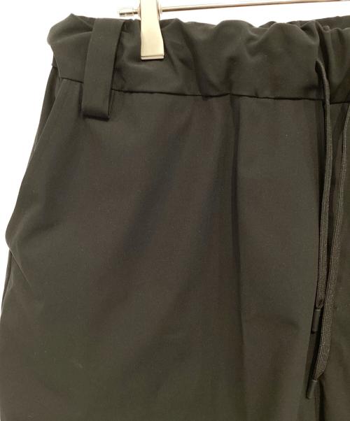 WHITE MOUNTAINEERING（ホワイトマウンテ二アニング）WHITE MOUNTAINEERING (ホワイトマウンテ二アニング) ショートパンツ ブラック サイズ:SIZE1の古着・服飾アイテム