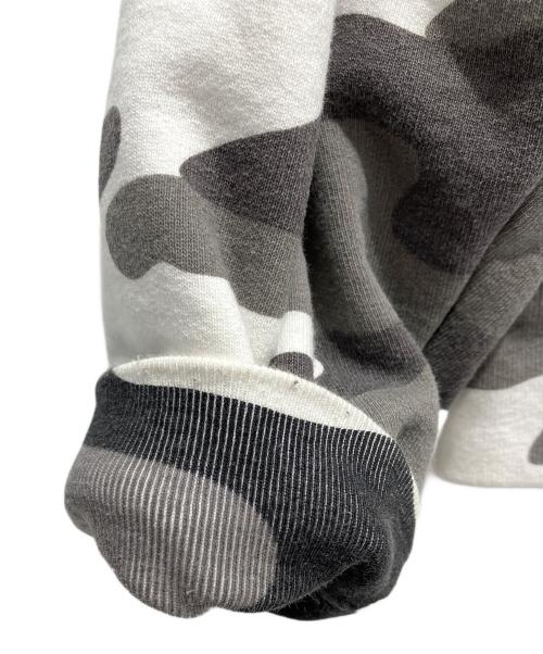 SUPREME（シュプリーム）SUPREME (シュプリーム) Arc Thermal Lined Zip Up Hooded Sweatshirt グレー×ホワイト×ブラック サイズ:Mの古着・服飾アイテム