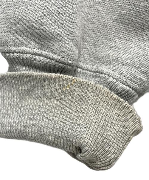 Champion（チャンピオン）Champion (チャンピオン) スウェット グレー×レッド サイズ:XLの古着・服飾アイテム