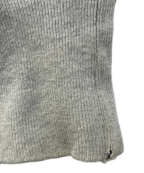 Champion（チャンピオン）Champion (チャンピオン) スウェット グレー×レッド サイズ:XLの古着・服飾アイテム