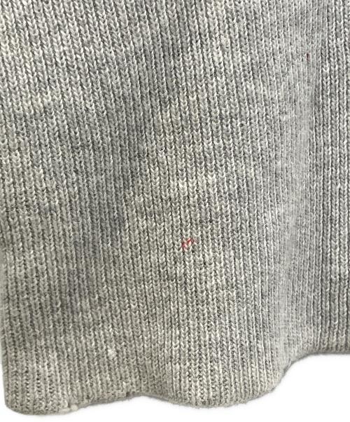Champion（チャンピオン）Champion (チャンピオン) スウェット グレー×レッド サイズ:XLの古着・服飾アイテム