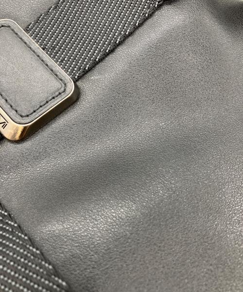 TUMI（トゥミ）TUMI (トゥミ) ロールトップ バックパック ブラックの古着・服飾アイテム