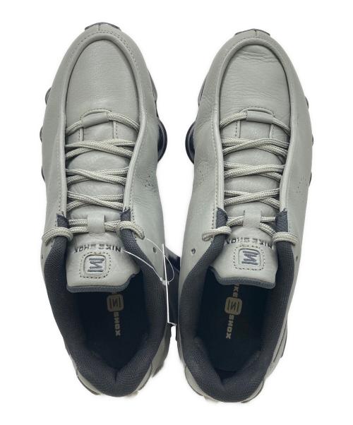 NIKE（ナイキ）NIKE (ナイキ) SHOX TL SE グレー サイズ:27.5cm 未使用品の古着・服飾アイテム