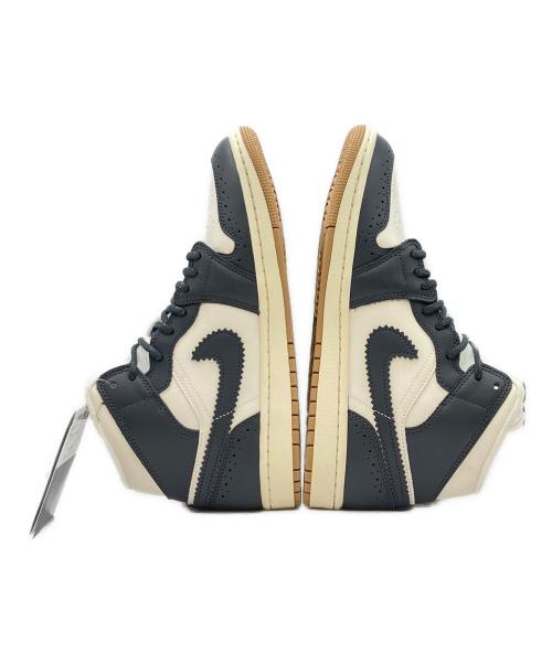 NIKE（ナイキ）NIKE (ナイキ) W AIR JORDAN 1 MID SE ブラック×ホワイト サイズ:27.0cm 未使用品の古着・服飾アイテム