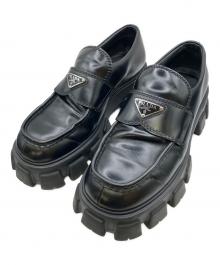 PRADA（プラダ）の古着「モノリス ブラッシュドレザー ローファー」｜ブラック