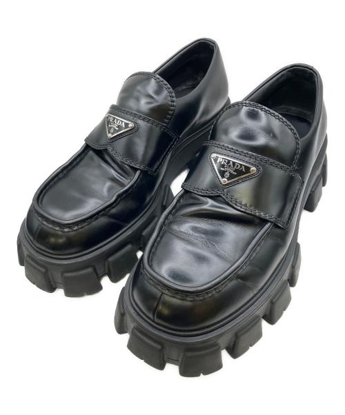 PRADA（プラダ）PRADA (プラダ) モノリス ブラッシュドレザー ローファー ブラック サイズ:8の古着・服飾アイテム