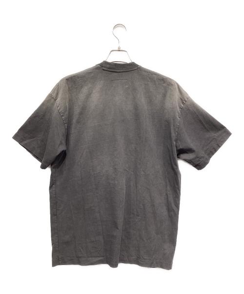 doublet（ダブレット）doublet (ダブレット) 半袖カットソー グレー×レッド サイズ:Mの古着・服飾アイテム