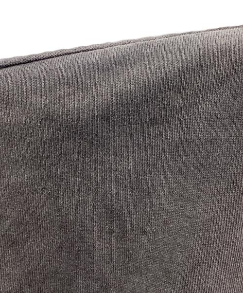 doublet（ダブレット）doublet (ダブレット) 半袖カットソー グレー×レッド サイズ:Mの古着・服飾アイテム