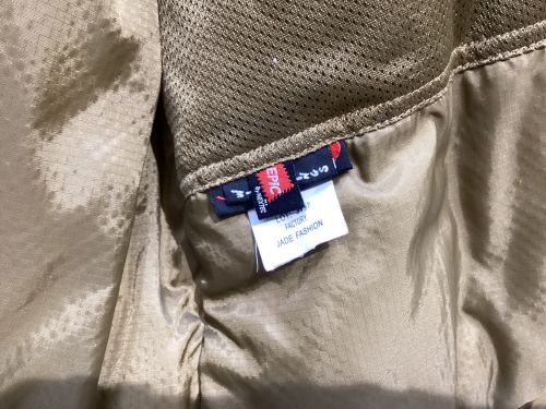 WILD THINGS（ワイルドシングス）WILD THINGS (ワイルドシングス) 米海兵隊プリマロフトジャケット オリーブ サイズ:Small Regularの古着・服飾アイテム