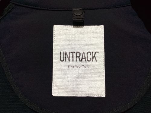 untrack（アントラック）untrack (アントラック) エッセンシャルコート ネイビー サイズ:Mの古着・服飾アイテム
