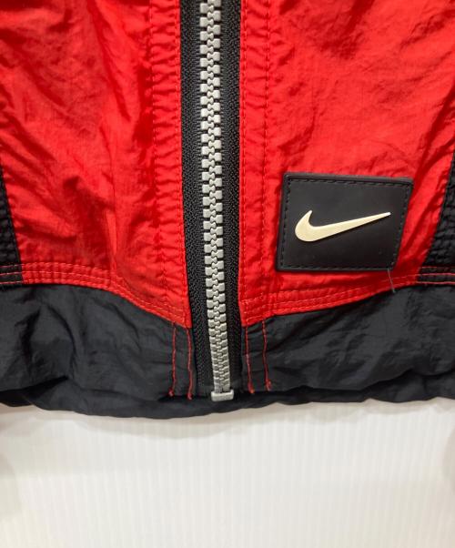 NIKE（ナイキ）NIKE (ナイキ) レトロタグナイロンジャケット ブラック×レッド サイズ:Mの古着・服飾アイテム