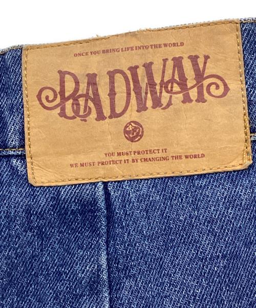 BADWAY（バッドウェイ）BADWAY (バッドウェイ) ペイントデニムパンツ インディゴ サイズ:Mの古着・服飾アイテム