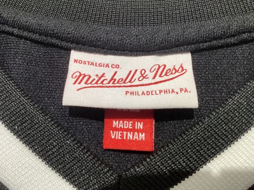 MITCHELL & NESS（ミッチェルアンドネス）MITCHELL & NESS (ミッチェルアンドネス) ホッケーシャツ ブラック×ホワイト サイズ:XLの古着・服飾アイテム