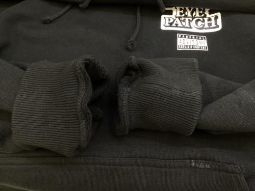 BlackEyePatch（ブラックアイパッチ）BlackEyePatch (ブラックアイパッチ) プルオーバーパーカー ブラック×ホワイト サイズ:XLの古着・服飾アイテム
