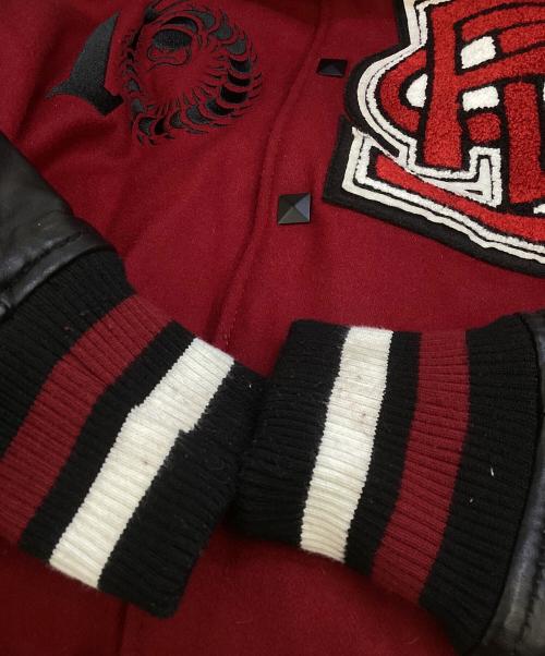 PUNK DRUNKERS（パンクドランカーズ）PUNK DRUNKERS (パンクドランカーズ) スタジャン レッド×ブラック サイズ:XLの古着・服飾アイテム