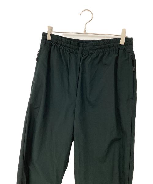 UNIVERSAL PRODUCTS.（ユニバーサルプロダクツ）UNIVERSAL PRODUCTS. (ユニバーサルプロダクツ) ナイロンシェルトラックパンツ グリーン サイズ:2の古着・服飾アイテム