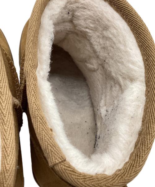 UGG（アグ）UGG (アグ) ウェッジヒールブーツ ブラウン サイズ:23.5の古着・服飾アイテム