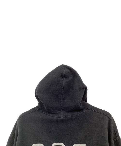 Travis Scott（トラヴィススコット）Travis Scott (トラヴィススコット) プルオーバーパーカー ブラック サイズ:Mの古着・服飾アイテム