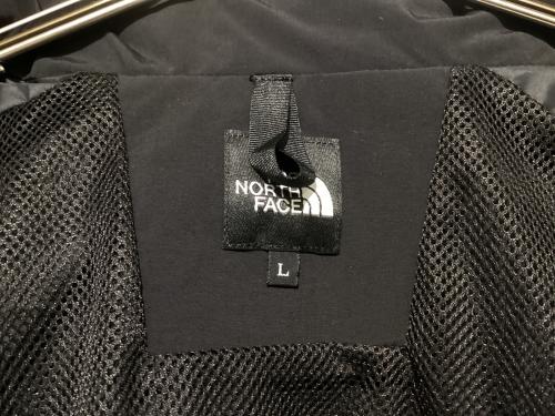 THE NORTH FACE（ザ ノース フェイス）THE NORTH FACE (ザ ノース フェイス) ハイドレナウィンドジャケット ブラック サイズ:Lの古着・服飾アイテム