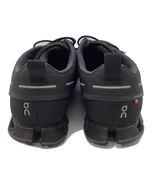 on（オン）on (オン) ランニングシューズ ブラック サイズ:UK8.5の古着・服飾アイテム