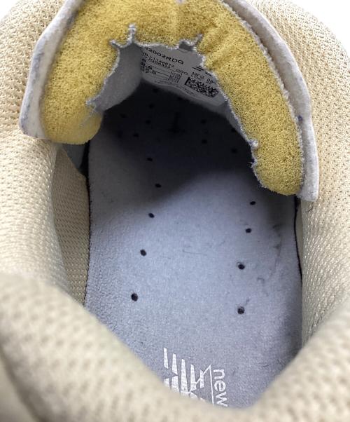NEW BALANCE（ニューバランス）NEW BALANCE (ニューバランス) M2002RDQ SAND BEIGE 2002 Dワイズ アイボリー サイズ:27cmの古着・服飾アイテム