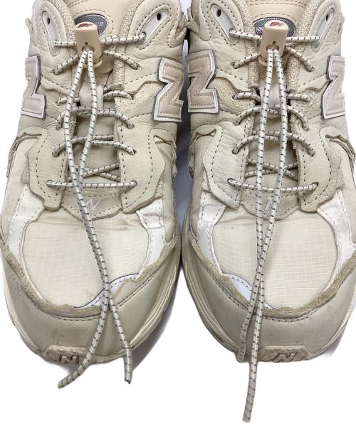 NEW BALANCE（ニューバランス）NEW BALANCE (ニューバランス) M2002RDQ SAND BEIGE 2002 Dワイズ アイボリー サイズ:27cmの古着・服飾アイテム