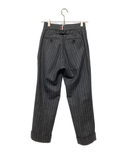 THOM BROWNE. NEW YORK（トムブラウン ニューヨーク）THOM BROWNE. NEW YORK (トムブラウンニューヨーク) 2Bセットアップスーツ グレー サイズ:00の古着・服飾アイテム