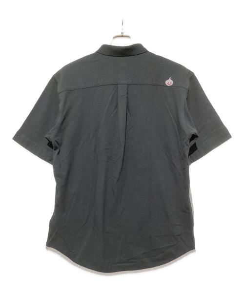 graniph（グラニフ）graniph (グラニフ) ドラゴンクエスト (ドラゴンクエスト) 半袖シャツ　 グレー×ライトグレー サイズ:XL 未使用品の古着・服飾アイテム