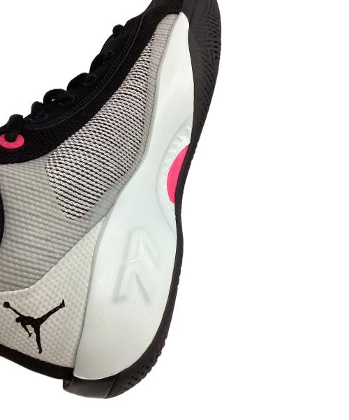 NIKE（ナイキ）NIKE (ナイキ) LUKA .77 PF　バスケットボールシューズ ピンク×ブラック サイズ:27.5㎝の古着・服飾アイテム