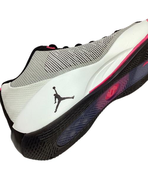 NIKE（ナイキ）NIKE (ナイキ) LUKA .77 PF　バスケットボールシューズ ピンク×ブラック サイズ:27.5㎝の古着・服飾アイテム