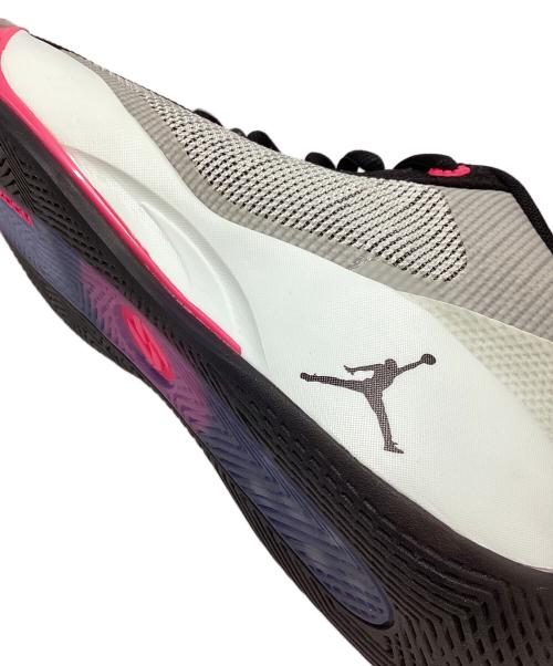 NIKE（ナイキ）NIKE (ナイキ) LUKA .77 PF　バスケットボールシューズ ピンク×ブラック サイズ:27.5㎝の古着・服飾アイテム