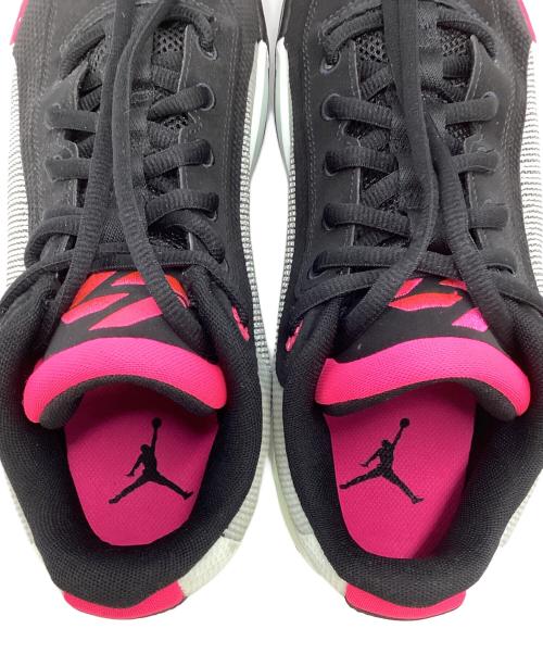 NIKE（ナイキ）NIKE (ナイキ) LUKA .77 PF　バスケットボールシューズ ピンク×ブラック サイズ:27.5㎝の古着・服飾アイテム