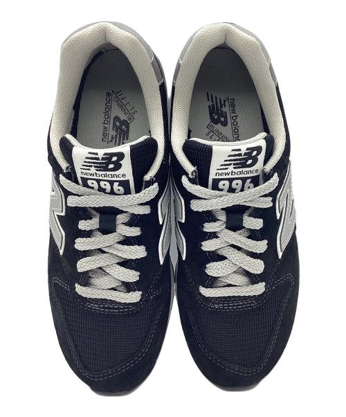 NEW BALANCE（ニューバランス）NEW BALANCE (ニューバランス) スニーカー ブラック×グレー サイズ:22㎝の古着・服飾アイテム